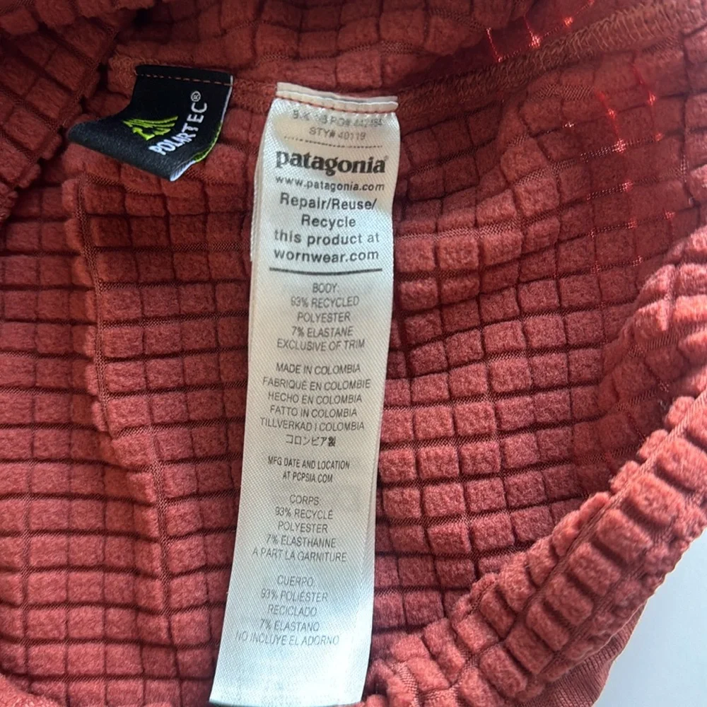 Patagonia Women's R1 Pullover Burl Red Medium - Picture 5 of 9